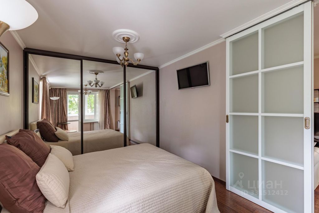 m. Dinamo: Apartment, 2-rooms