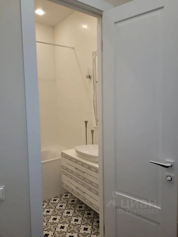 m. Dinamo: Apartment, studio