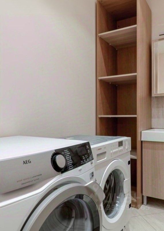 m. Mayakovskaya: Apartment, 4-rooms