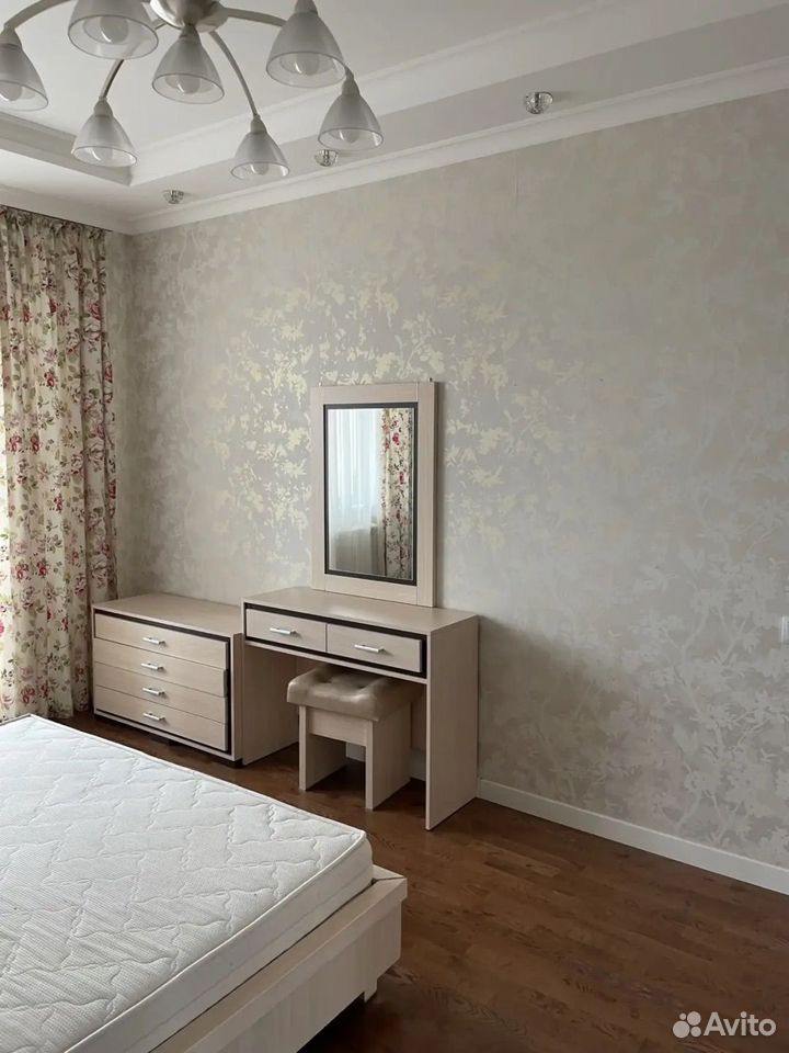 m. Narodnoe Opolchenie: Apartment, 2-rooms