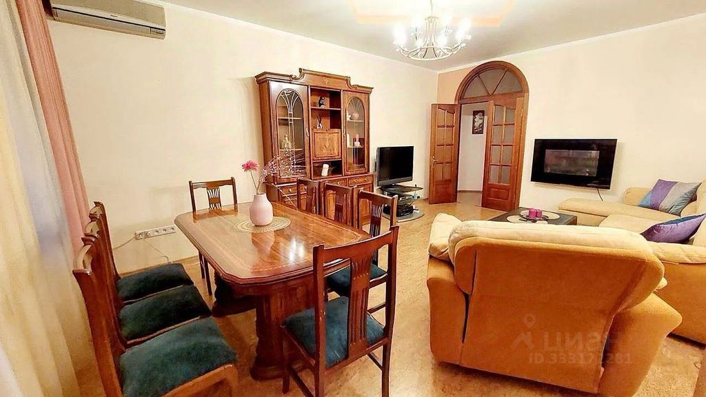 m. Tretyakovskaya: Apartment, 2-rooms
