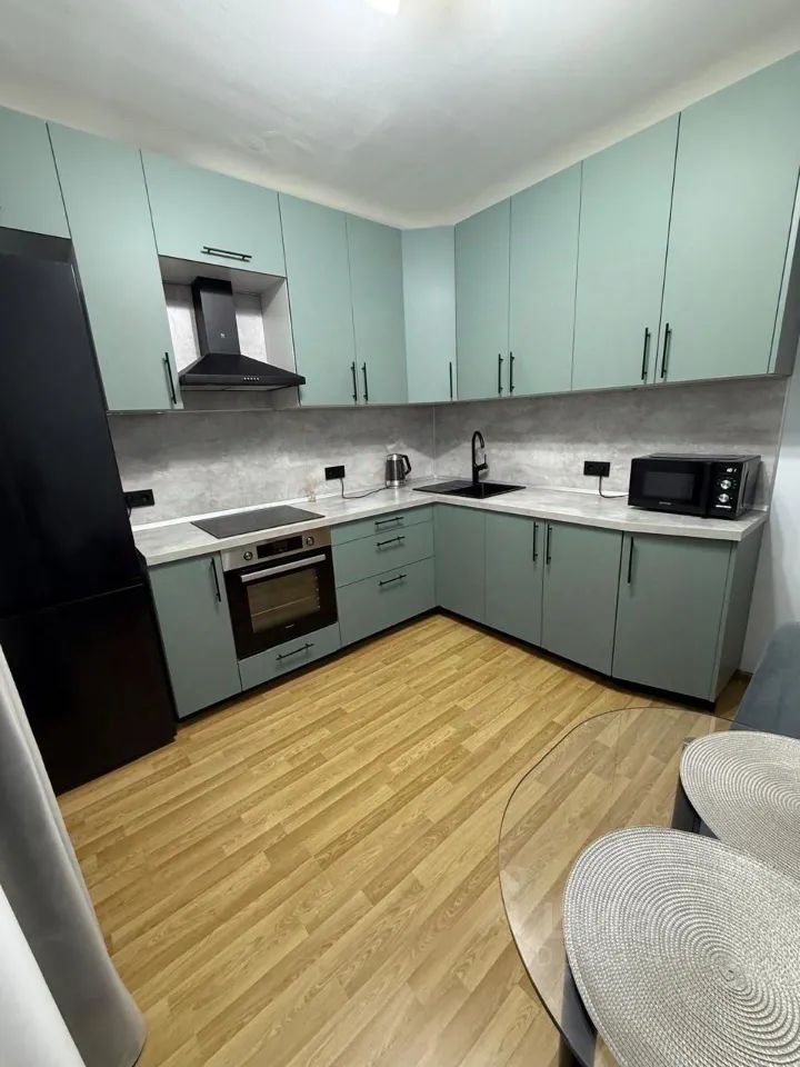 m. Molzhaninovo: Apartment, 2-rooms