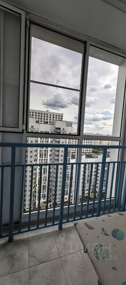 m. Lukhmanovskaya: Apartment, 1-rooms