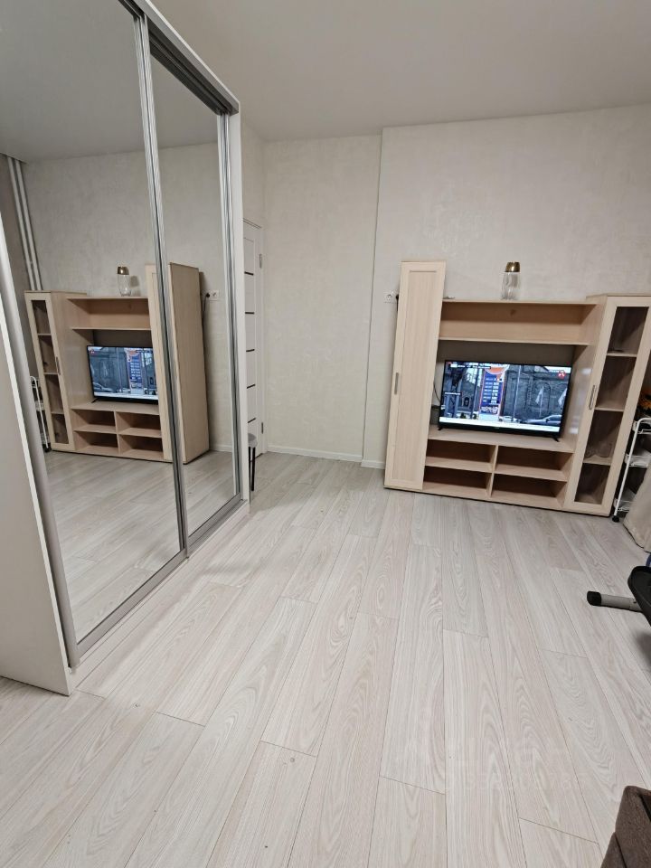 m. Molzhaninovo: Apartment, 2-rooms
