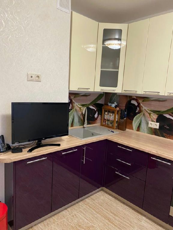 m. Yasenevo: Apartment, 2-rooms