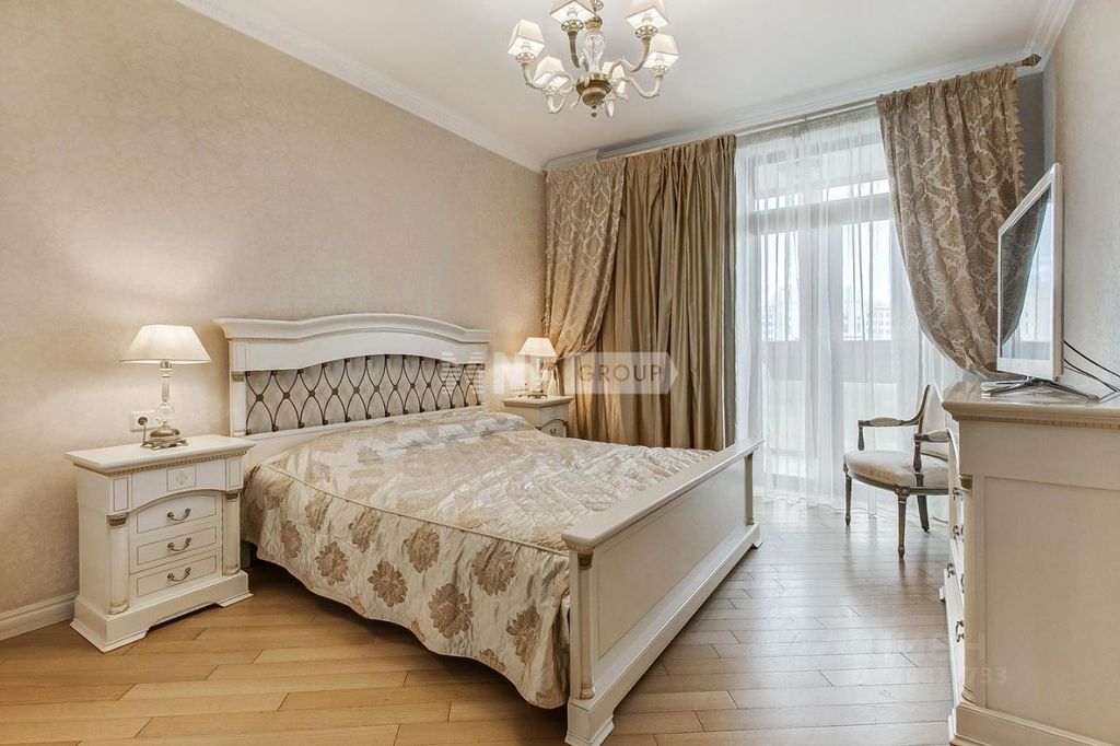 m. Lomonosovsky prospekt: Apartment, 3-rooms