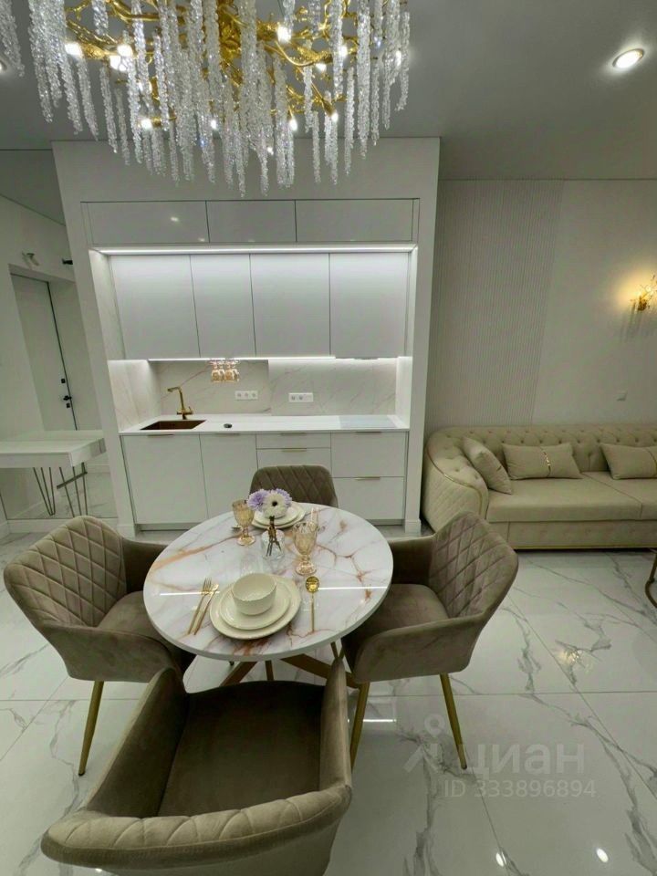 m. Narodnoe Opolchenie: Apartment, 2-rooms