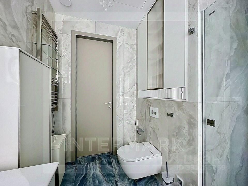 m. Novokuznetskaya: Apartment, 4-rooms