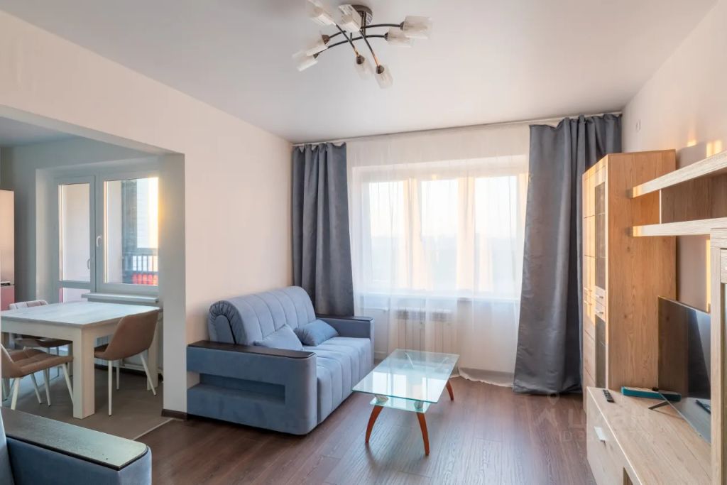 m. Bulvar Dmitriya Donskogo: Apartment, 2-rooms