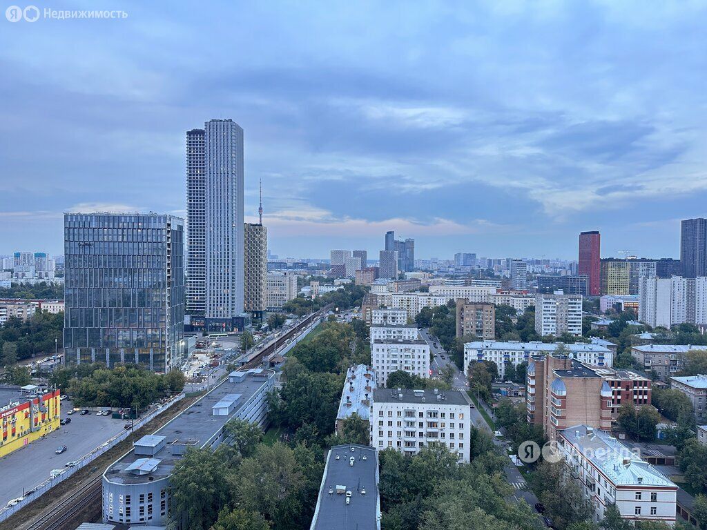 m. Dmitrovskaya: Apartment, studio