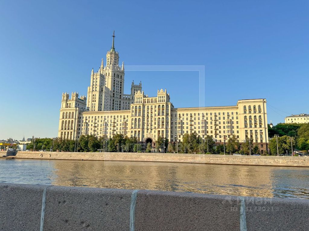 m. Novokuznetskaya: Apartment, 2-rooms