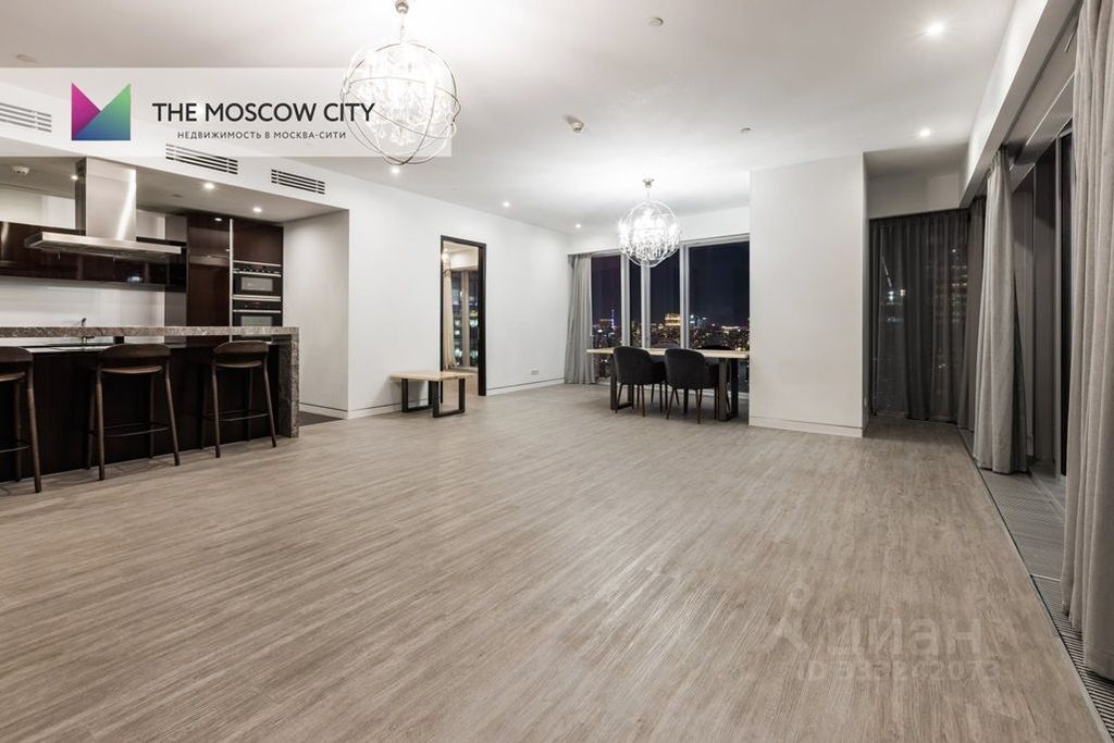 m. Moskva-Siti: Apartment, 3-rooms