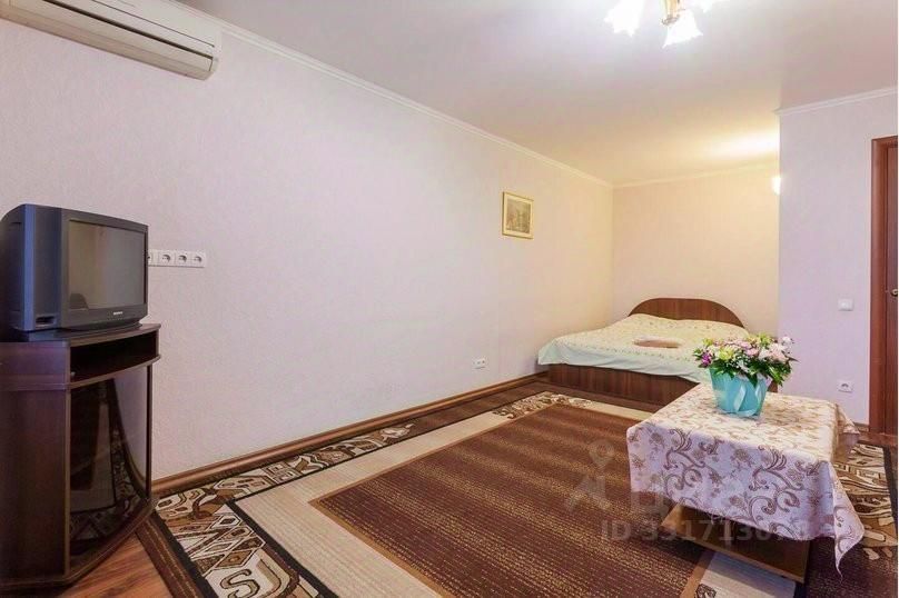 m. Polyanka: Apartment, 1-rooms