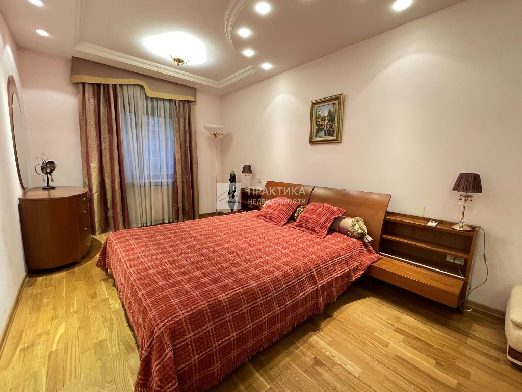 m. Mayakovskaya: Apartment, 3-rooms