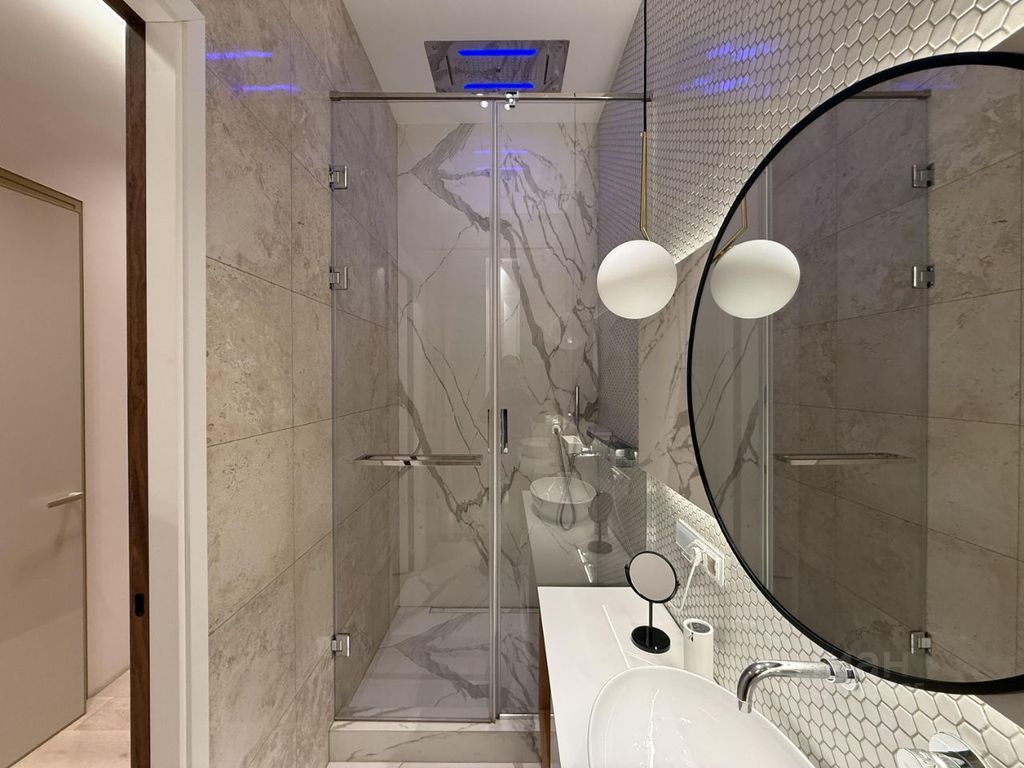 m. Aeroport: Apartment, 3-rooms