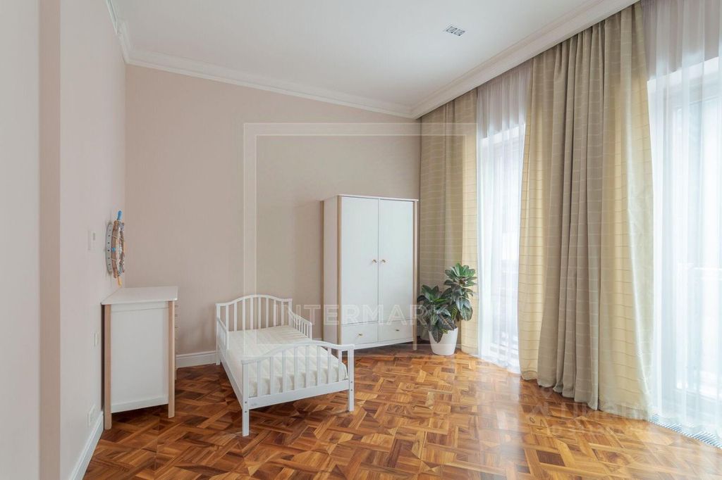 m. Frunzenskaya: Apartment, 4-rooms