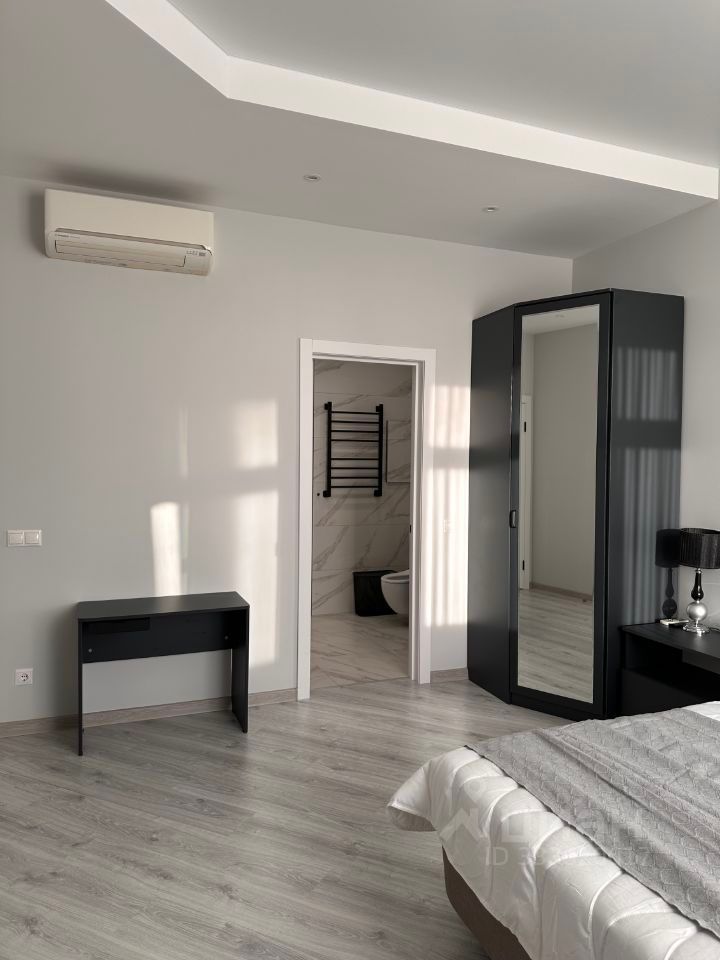 m. Narodnoe Opolchenie: Apartment, 2-rooms