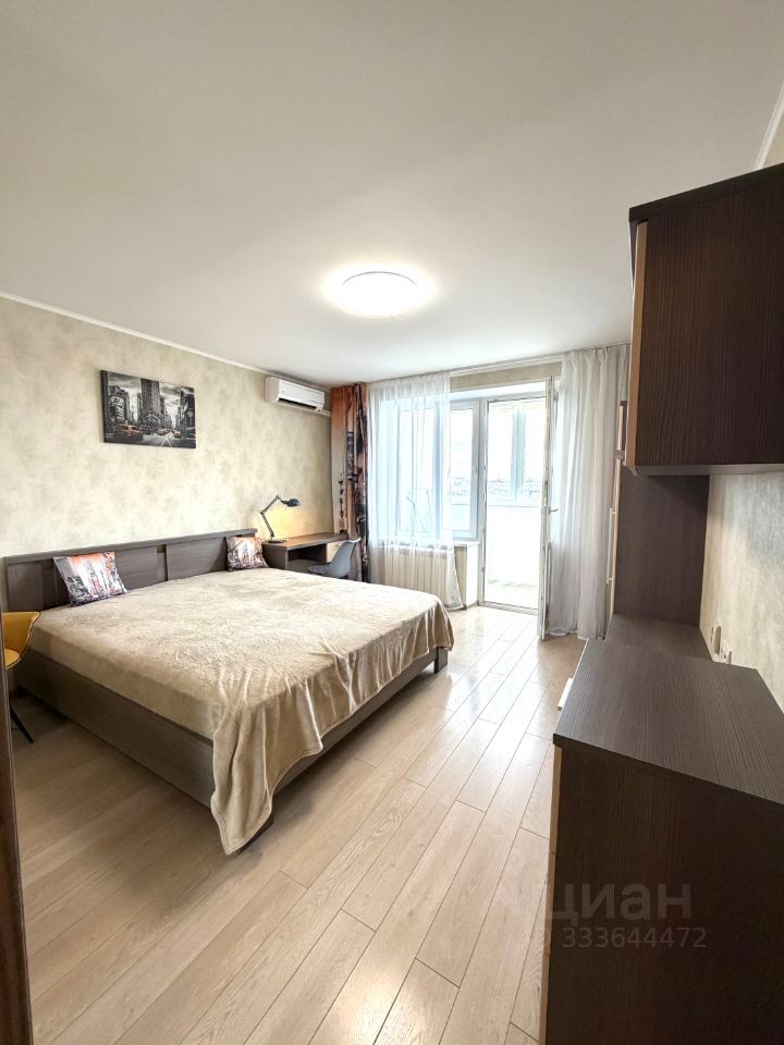 m. Polyanka: Apartment, 1-rooms