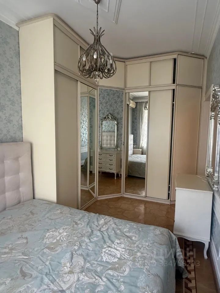 m. Kutuzovskaya: Apartment, 2-rooms