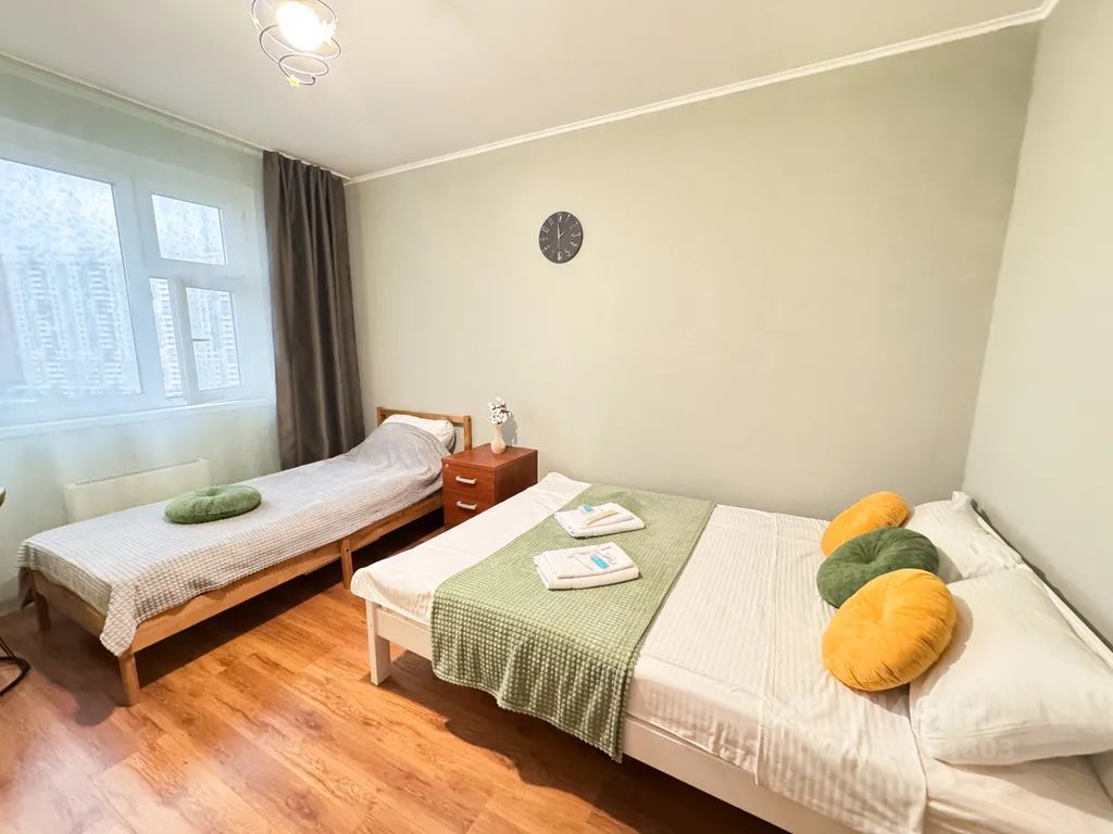 m. Levoberezhnaya: Apartment, 2-rooms