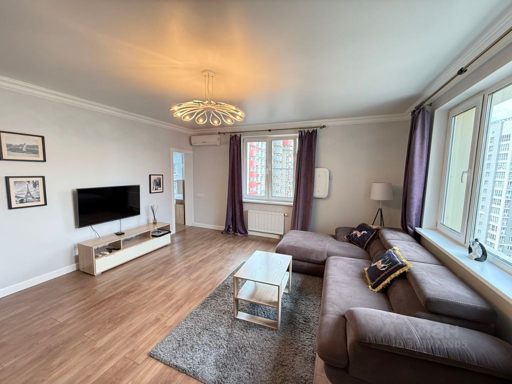 m. Aminyevskaya: Apartment, 2-rooms
