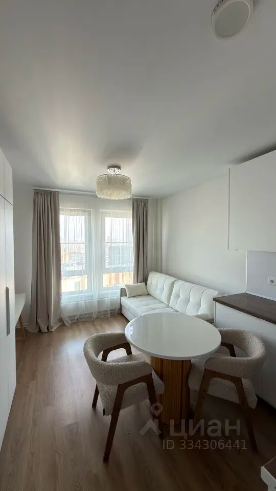 m. Kalitniki: Apartment, studio