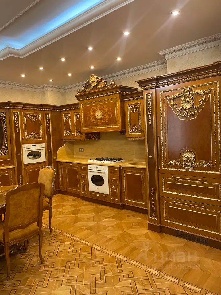 m. Kutuzovskaya: Apartment, 3-rooms