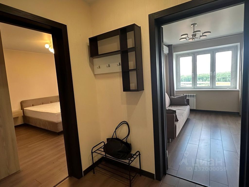 m. Bulvar Dmitriya Donskogo: Apartment, 2-rooms