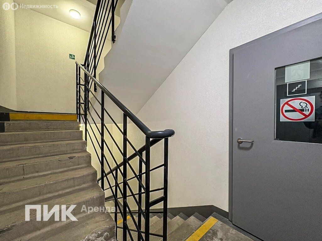 m. Molodezhnaya: Apartment, 2-rooms