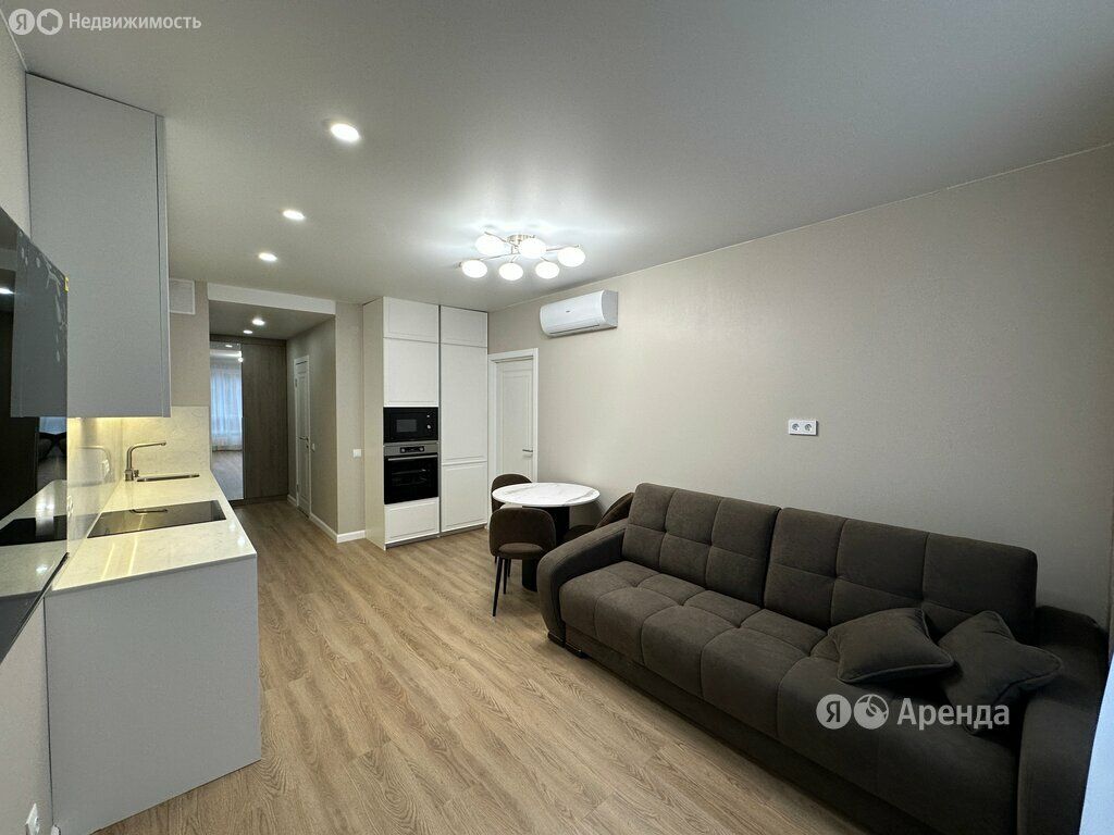 m. Aminyevskaya: Apartment, 2-rooms