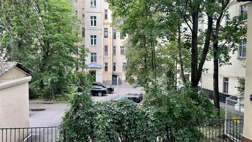m. Barrikadnaya: Apartment, 2-rooms