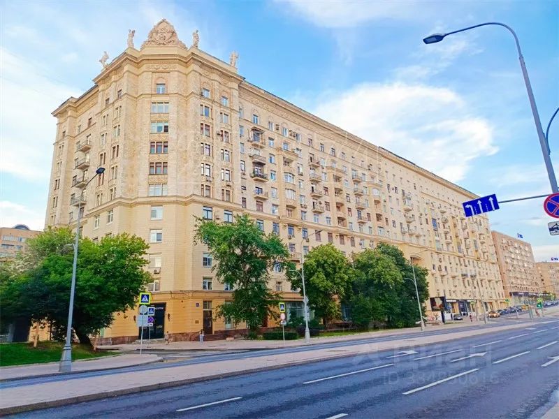 m. Smolenskaya: Apartment, 2-rooms