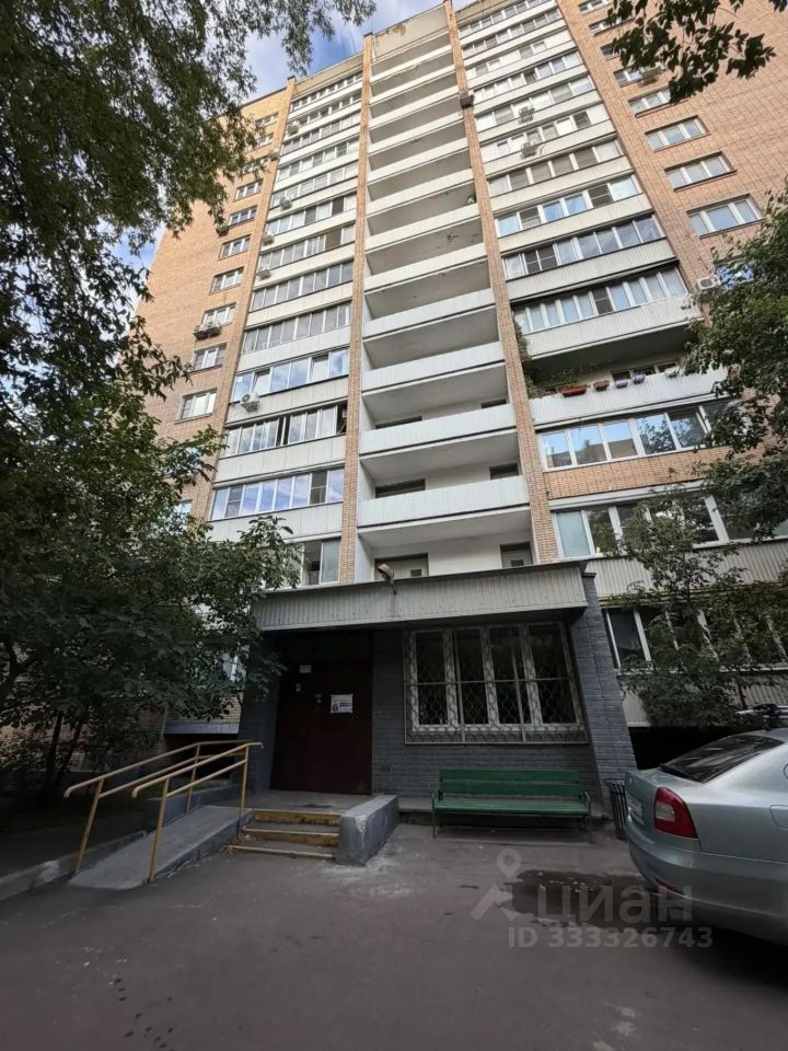 m. Sokol: Apartment, 1-rooms