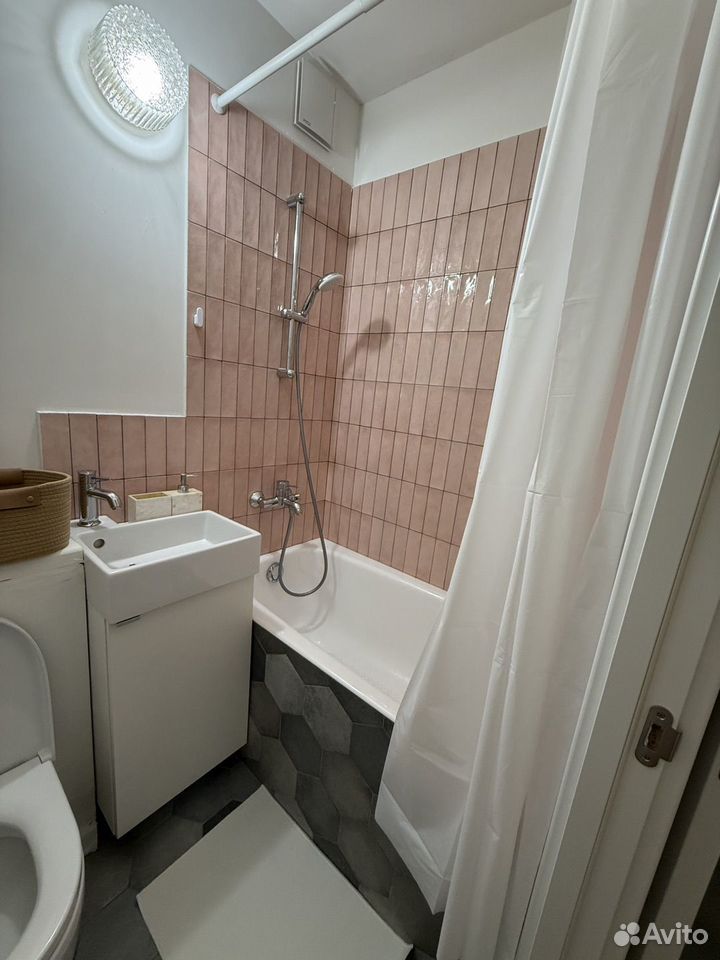 m. Narodnoe Opolchenie: Apartment, 1-rooms