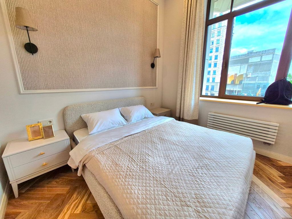 m. Oktyabrskoe pole: Apartment, 1-rooms