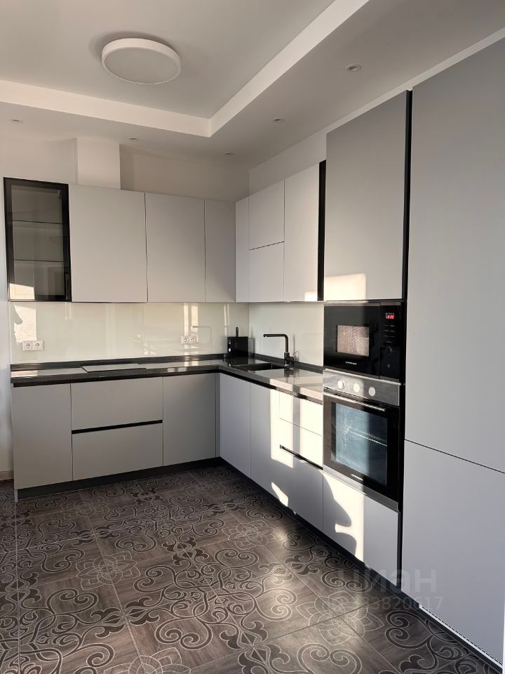 m. Narodnoe Opolchenie: Apartment, 2-rooms
