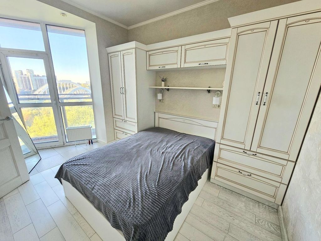 m. Levoberezhnaya: Apartment, 1-rooms