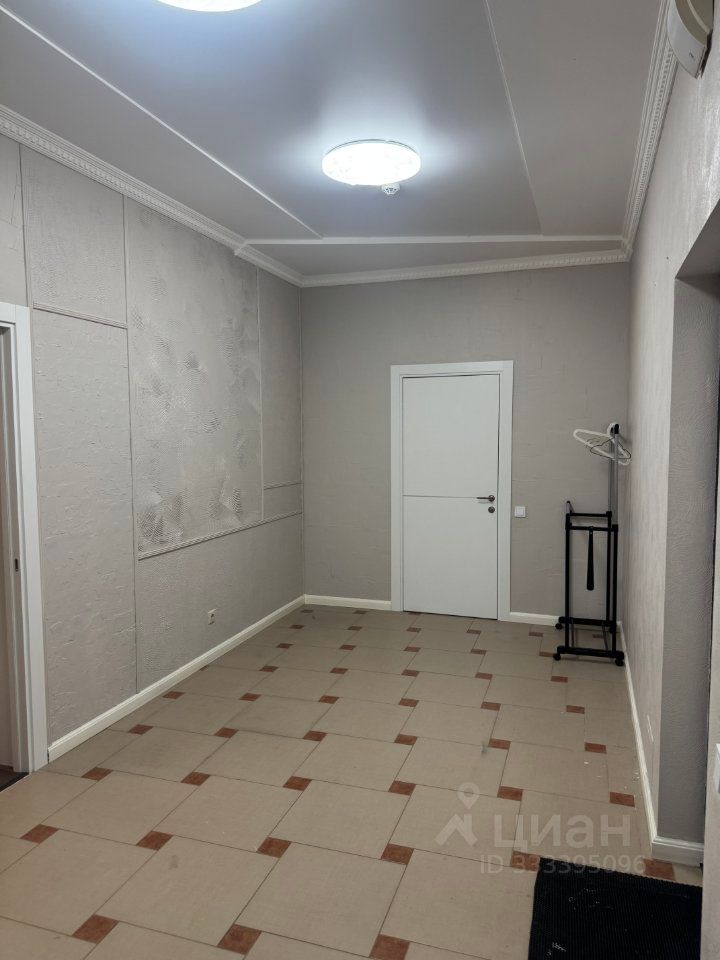 m. Narodnoe Opolchenie: Apartment, 2-rooms