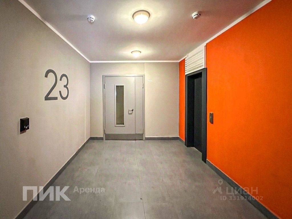 m. Lukhmanovskaya: Apartment, 1-rooms