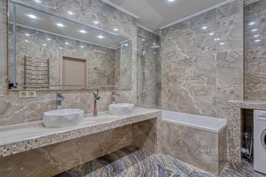 m. Molodezhnaya: Apartment, 3-rooms