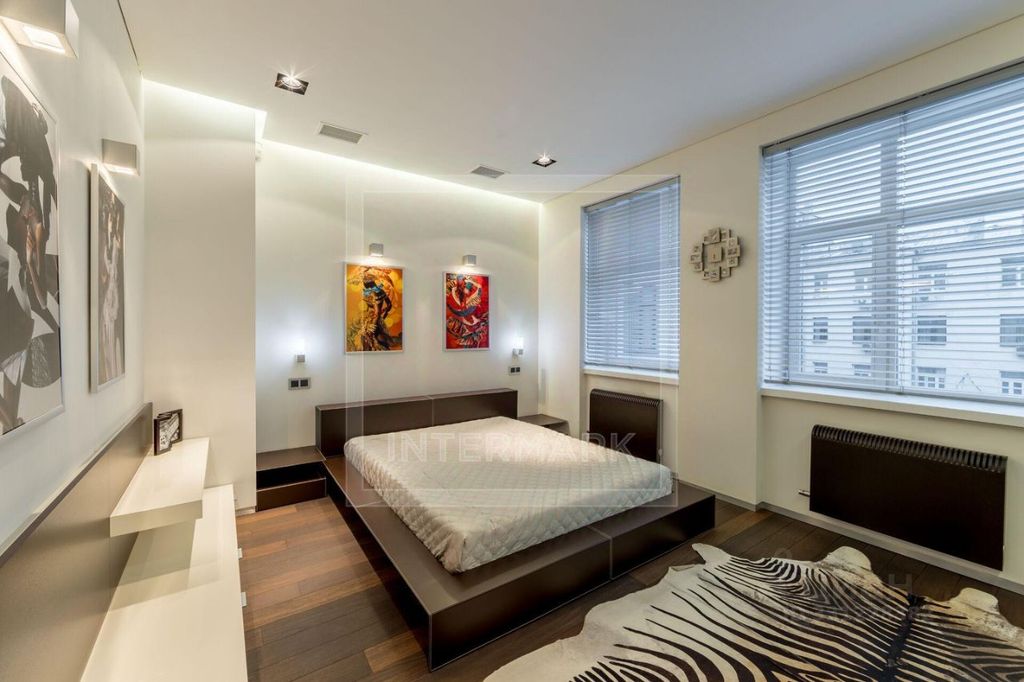 m. Tsvetnoy bulvar: Apartment, 3-rooms