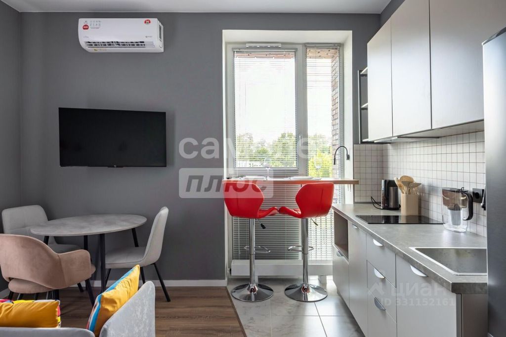 m. Kalitniki: Apartment, studio