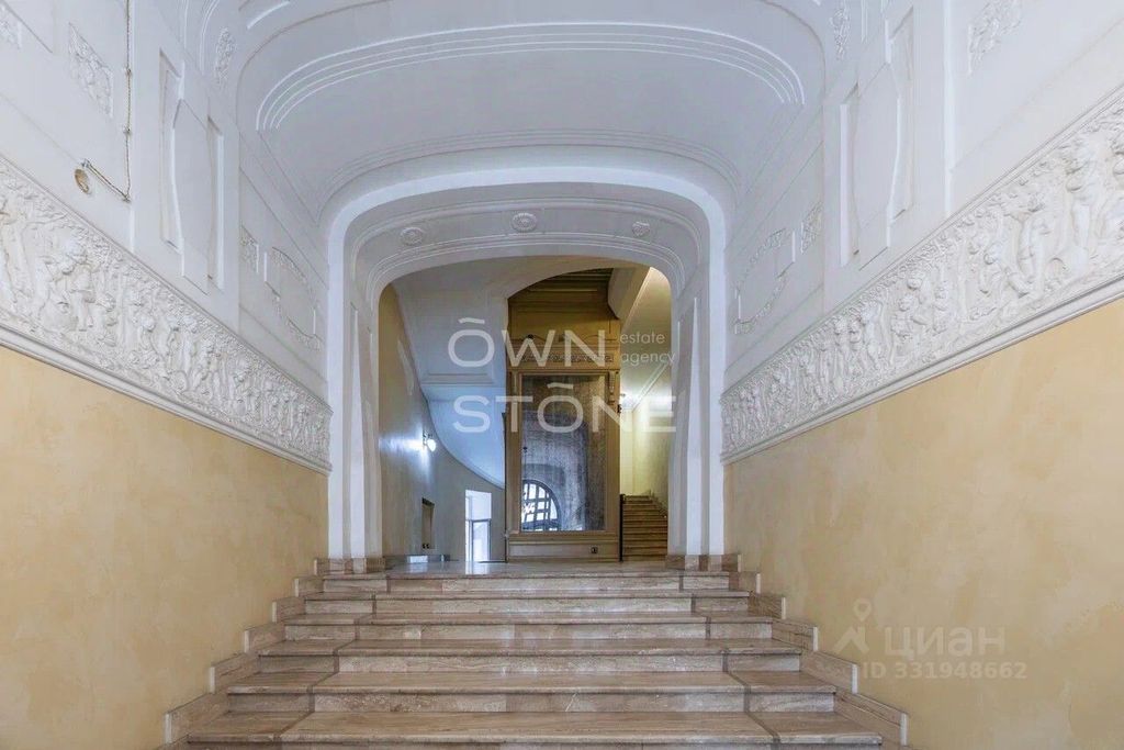 m. Park kultury: Apartment, 5-rooms