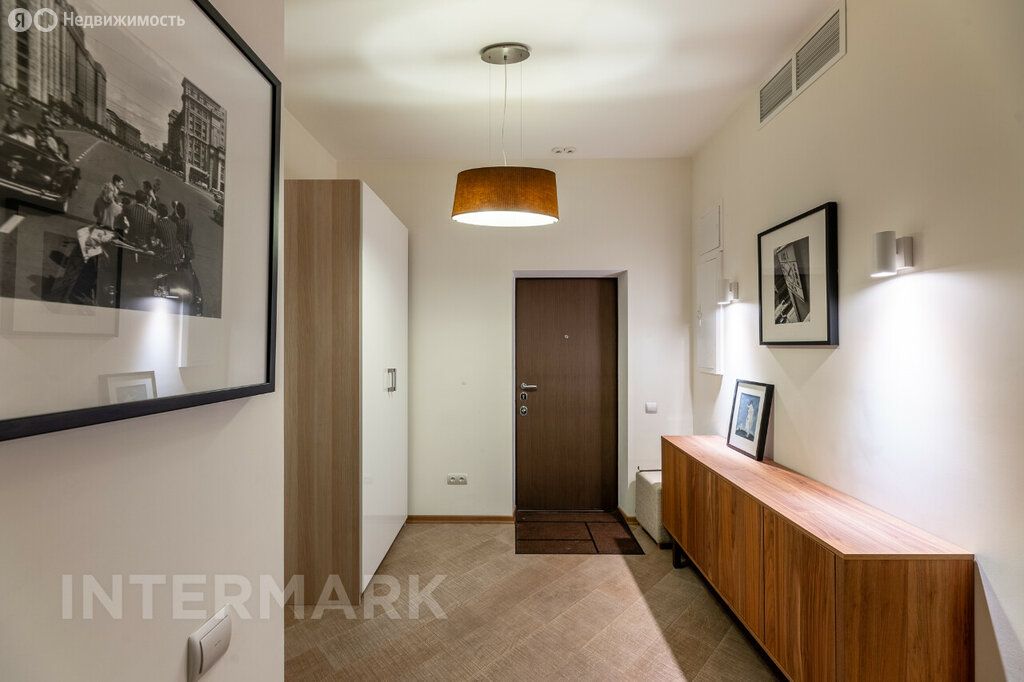 m. Delovoy tsentr (Vystavochnaya): Apartment, 2-rooms