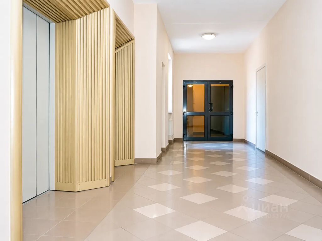 m. Pushkinskaya: Apartment, 3-rooms