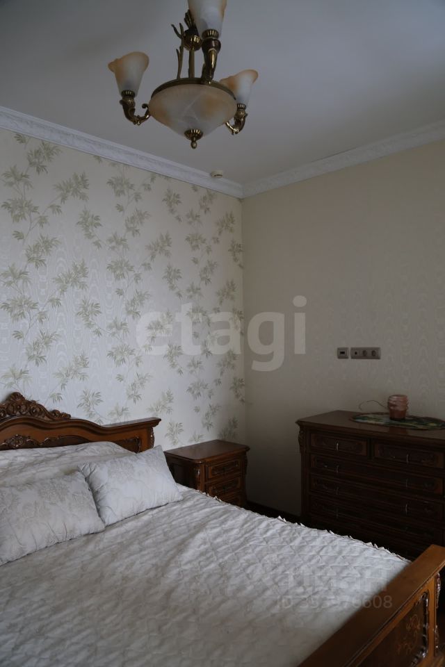 m. Narodnoe Opolchenie: Apartment, 2-rooms