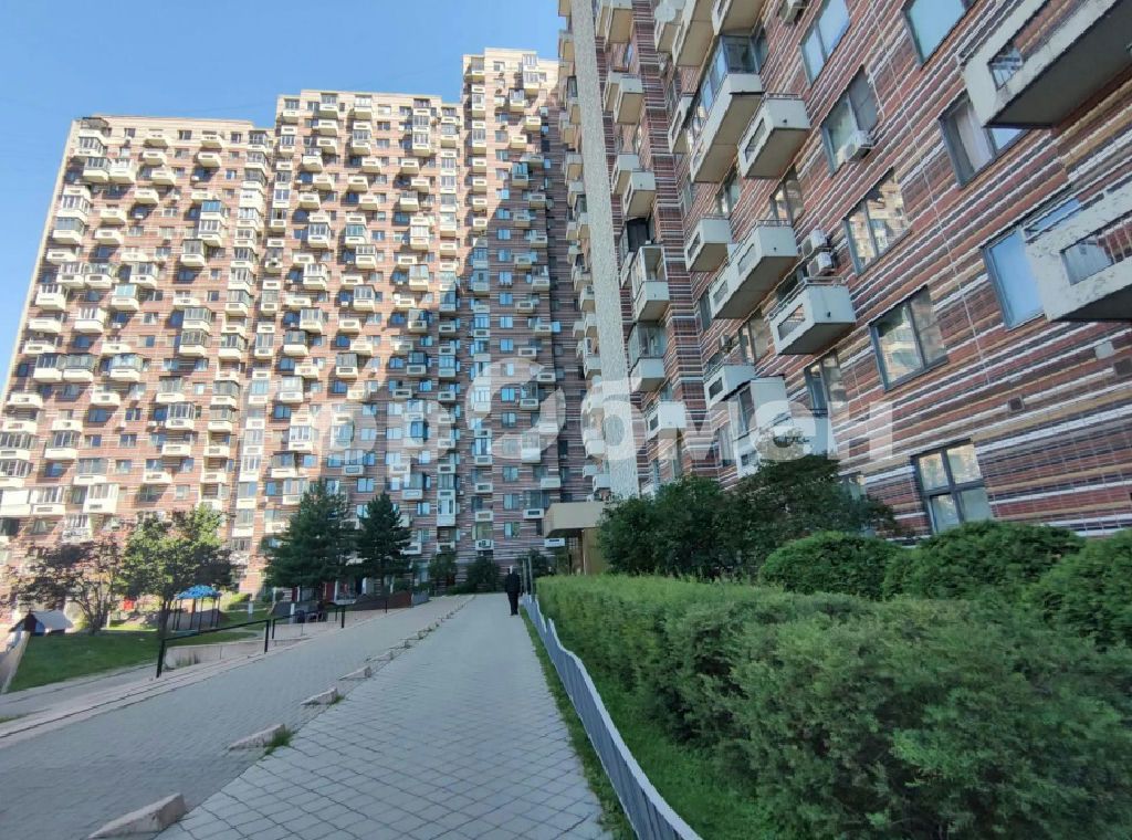 m. Narodnoe Opolchenie: Apartment, 2-rooms