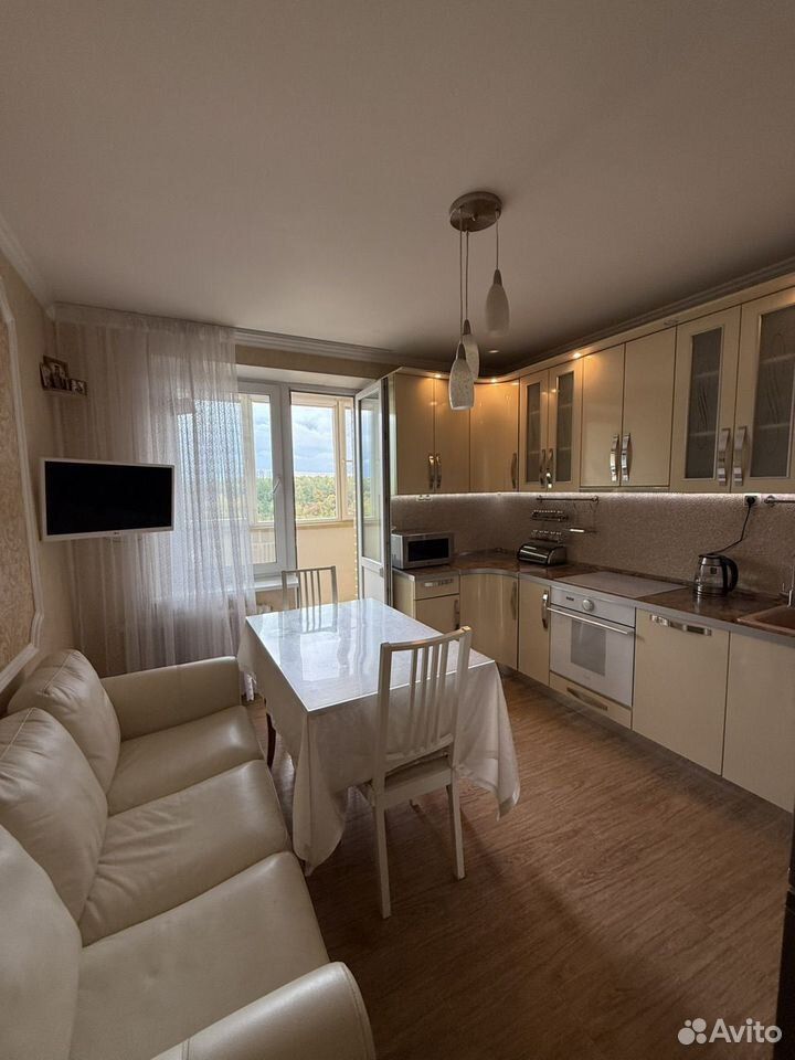 m. Molzhaninovo: Apartment, 2-rooms