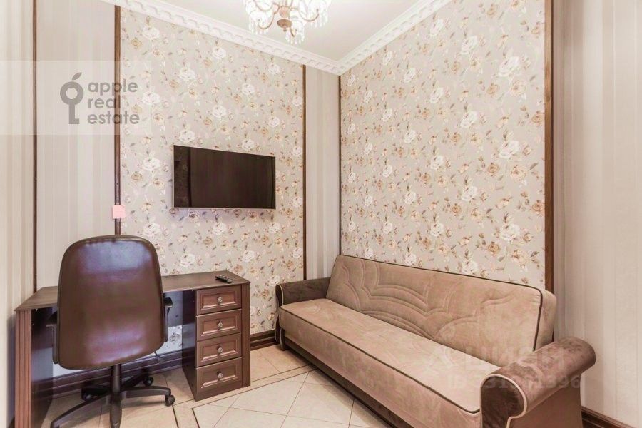 m. Belorusskaya: Apartment, 4-rooms