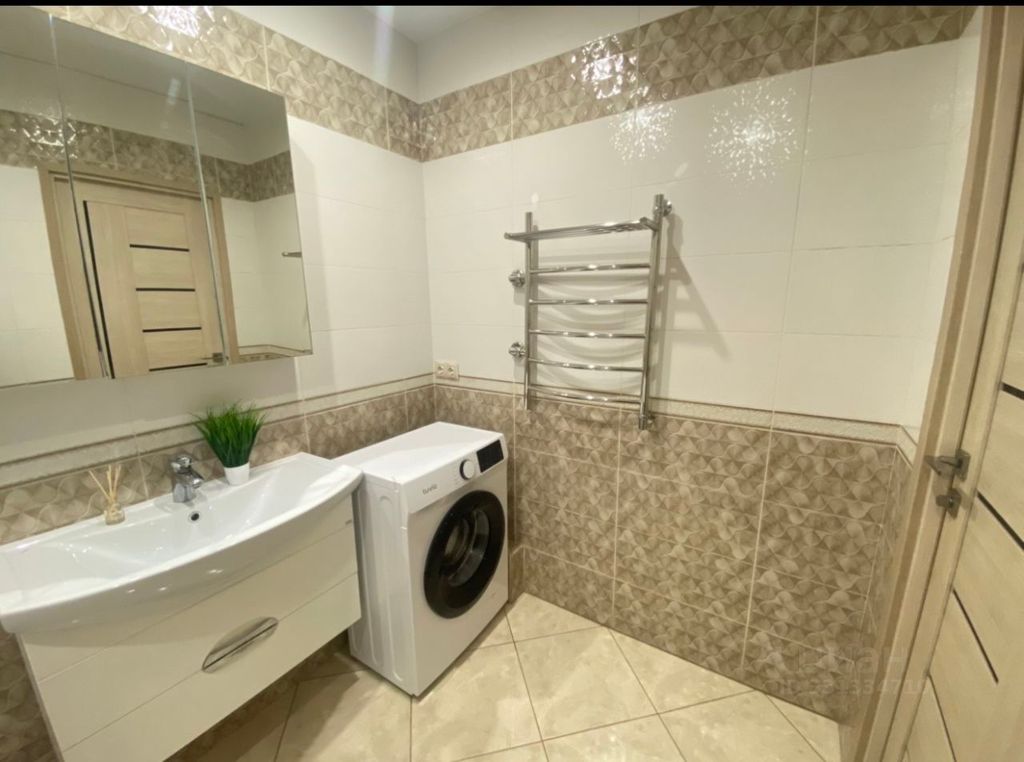 m. Olgino: Apartment, 3-rooms